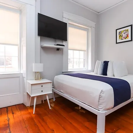 Charming & Stylish Studio On Beacon Hill #12